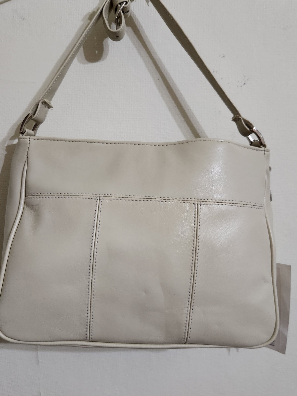 Easy Spirit Cream Leather Shoulder Bag with Panel Stitching